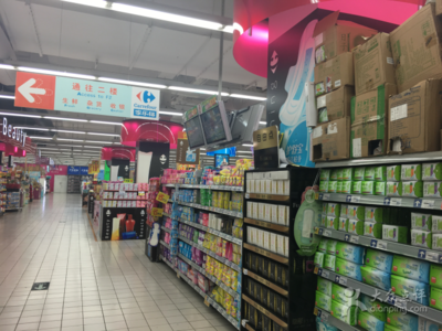 家樂福(新都店) 新都區購物首選，日用百貨一站式體驗